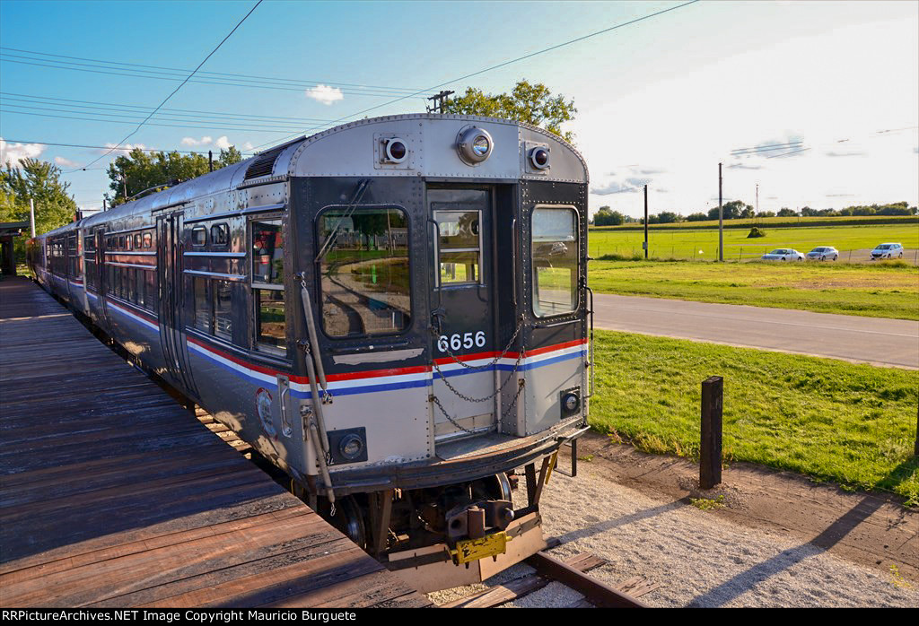 Chicago Transit Authority Rapid Transit Car